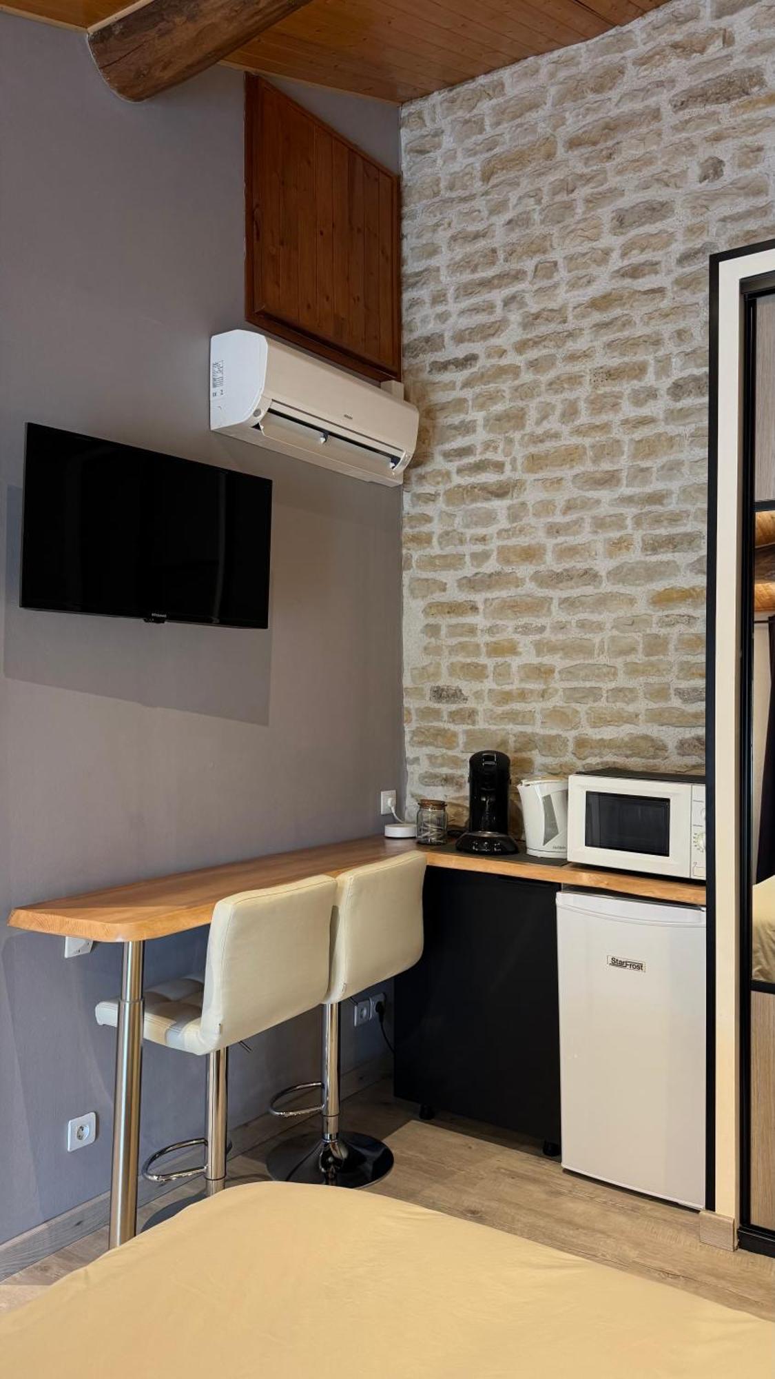 Chambres D'Hotes Les Rozieres Le Bourdet Екстер'єр фото