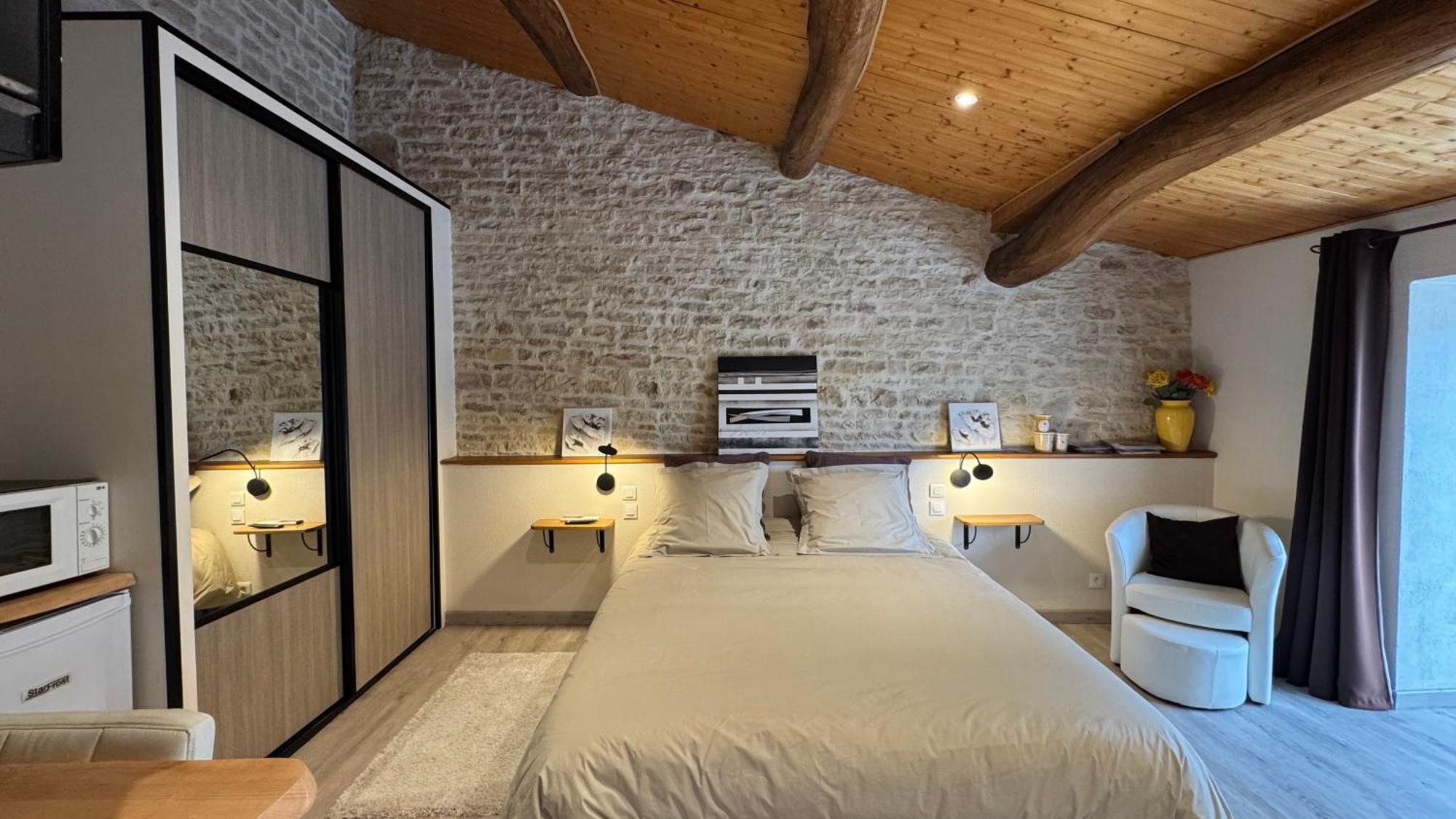 Chambres D'Hotes Les Rozieres Le Bourdet Екстер'єр фото